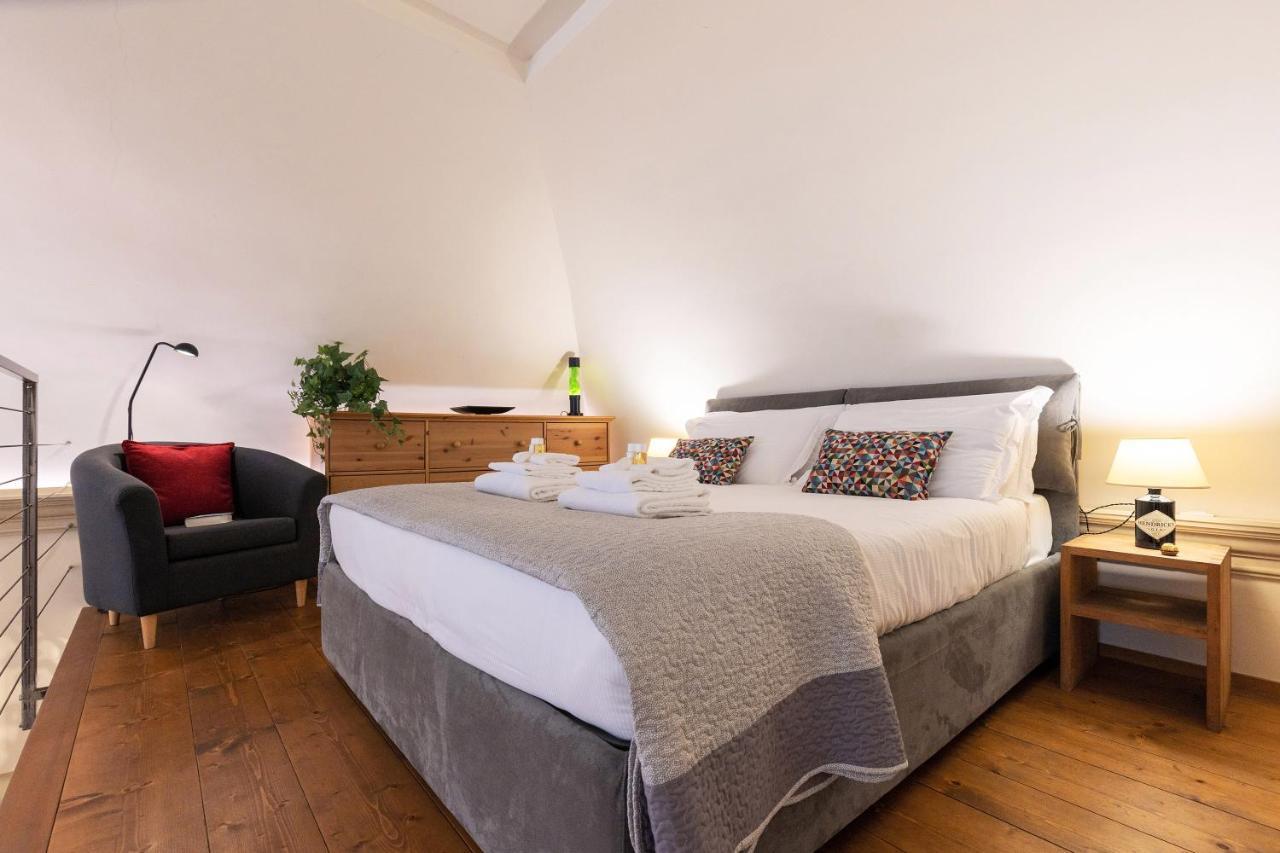Rome As You Feel - Charming Loft Campitelli In Navona ภายนอก รูปภาพ